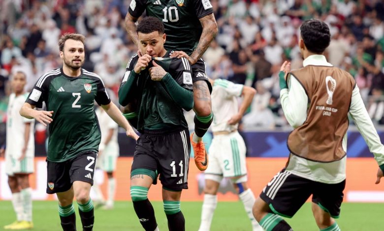 بعد مباراة ماراثونية.. الإمارات تعبر الجزائر وتتأهل لنصف نهائي كأس العرب