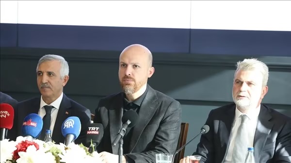 بلال أردوغان يعلن تنظيم مسيرة تضامنية مع فلسطين مطلع 2026