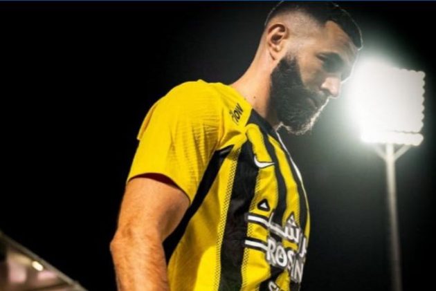 بنزيمة يتحدث عن امكانية الانتقال إلى ليون