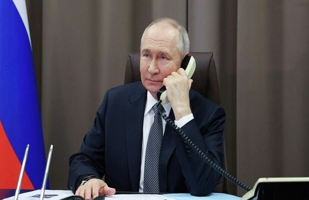 بوتين يؤكد دعمه لنهج حكومة مادورو...