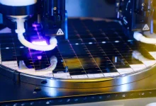 تصنيع ثقوب نانوية أصغر من شعرة الإنسان بـ 10 آلاف مرة!