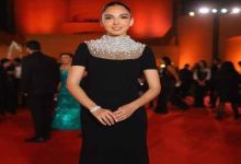 تناغم فخم بين الأسود والفضي يزيّن إطلالات النجمات في سهرات