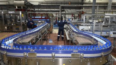 توجه حكومي لإنشاء أكبر مصنع لمياه الآبار الشاطئية