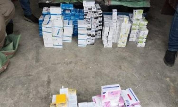 جمارك السلوم تحبط محاولة تهريب أدوية أجنبية بقيمة 521 ألف جنيه