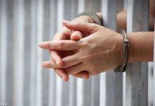 حبس المتهم بقتل زميله وتقطيع جثمانه إلى أربعة أجزاء وإخفائها داخل صندوق قمامة بالإسكندرية