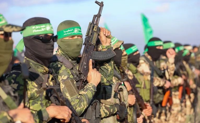 حماس تبحث عن دور للبقاء والمشاركة في المرحلة التالية لوقف إطلاق النار بغزة