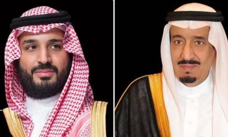 خادم الحرمين الشريفين وولي العهد يهنئان أمير قطر بنجاح بلاده في تنظيم بطولة كأس العرب