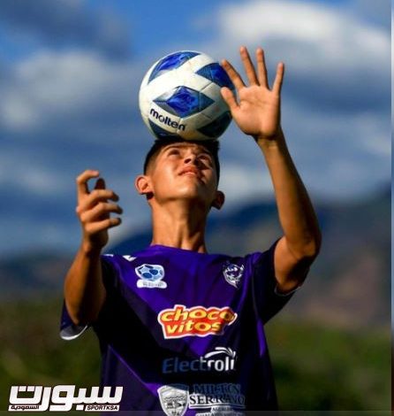 رئيس أليانزا السلفادوري: الأهلي تقدم بطلب لضم لاعبنا