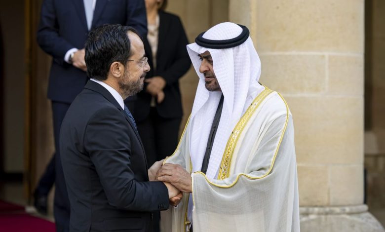 رئيس الدولة والرئيس القبرصي يبحثان تعزيز الشراكة الاستراتيجية الشاملة بين البلدين