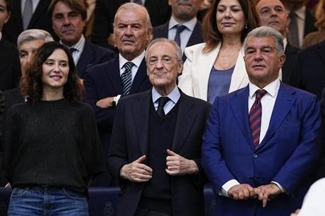 رئيس برشلونة: نحن رمز للحرية وريال مدريد يمثل القوة