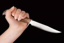 رفعت دعوى خلع ومنعته من رؤية أطفاله.. تفاصيل طعن سيدة على يد زوجها أمام مترو فيصل