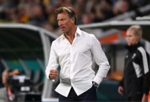 رينارد: الفوز جاء بروح الفريق