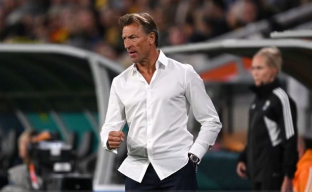 رينارد: الفوز جاء بروح الفريق