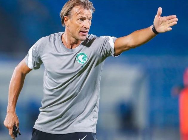 رينارد يواجه فلسطين بقوته الأساسية