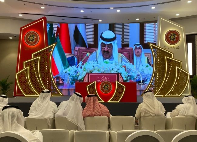 سمو الأمير: مواصلة العمل مع العراق بجميع التفاهمات والاتفاقات الثنائية