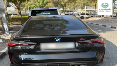 شرطة دبي تضبط سائحاً وتحجز مركبة مُستأجرة قادها بطيشٍ في استعراضٍ خطير على شارع الشيخ زايد