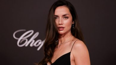 صيحات مكياج عصرية اعتمدتها النجمات في افتتاح مهرجان البحر الأحمر السينمائي 2025