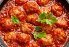 طريقة تحضير كفتة داوود باشا مع الصلصة اللذيذة بأسهل وصفة