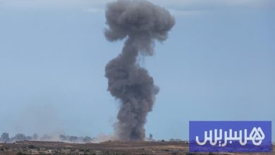 غارة إسرائيلية تخلف قتلى بقطاع غزة