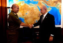 غضب إسرائيلي من قرار "متهوّر".. تعيين نتنياهو لغوفمان يفجّر أزمة في الموساد