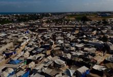 قتيلتان فلسطينيتان برصاص الجيش الإسرائيلي وقصف مدفعي وجوي على غزة