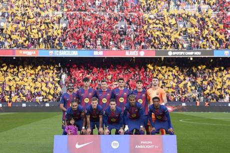 قرار جديد من برشلونة قبل مواجهة آينتراخت فرانكفورت