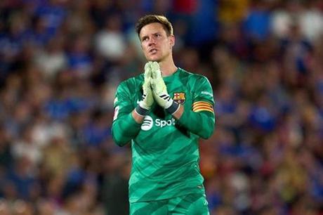 كانيزاريس يُحدد الحل الأمثل لأزمة تير شتيجن في برشلونة