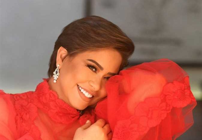 محامي شيرين عبد الوهاب: الفنانة تحضر أغاني ومفاجآت للجمهور.. ومستقرة ماديا وعائليا