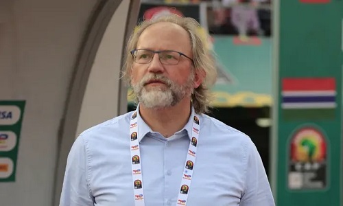 مدرب مالي يغازل جماهير الرجاء لمساندته قبل مواجهة المغرب!