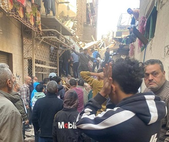 مسئول بمحافظة الجيزة: عقار إمبابة المنهار عمره يتجاوز 80 عاما.. والسكان لم يبلغوا الحي بالشروخ