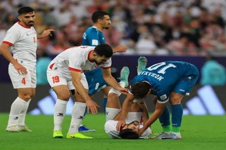 مصدر يكشف مدة غياب يزن نعيمات عن الملاعب بسبب الاصابة