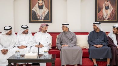 منصور بن زايد يعزي في وفاة راشد مبارك قطامي الكتبي