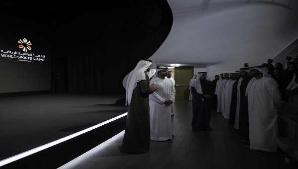 منصور بن محمد يطلع على جاهزية تنظيم القمة العالمية للرياضة