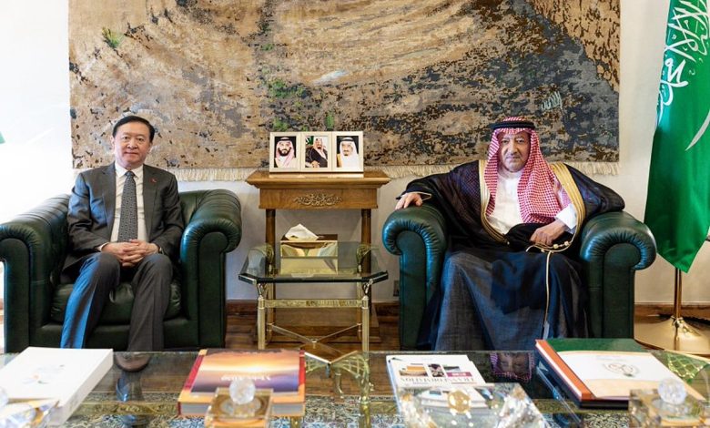  نائب وزير الخارجية يبحث تعزيز العلاقات الثنائية مع السفير الصيني