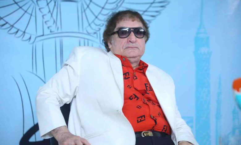 نقيب المهن التمثيلية: الفنان محيي إسماعيل بخير وحالته مستقرة