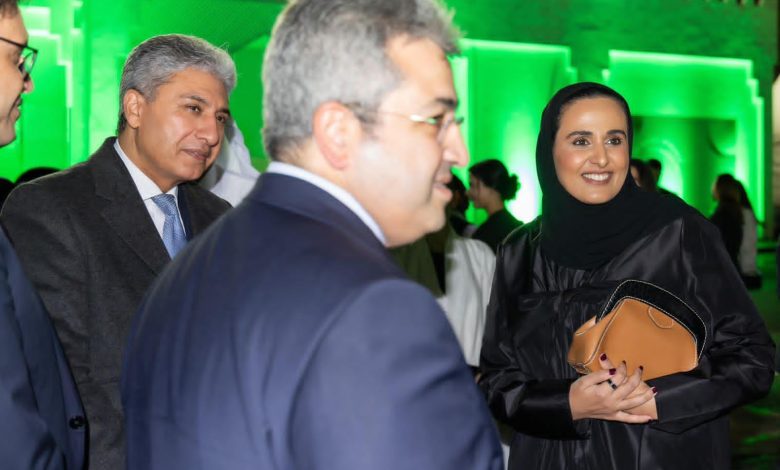 وزير السياحة يبحث تعزيز التعاون الأثري والسياحي مع قطر