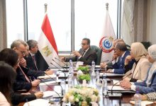 وزير الصحة يبحث مع الأوروبي للاستثمار إطلاق مصنع لقاحات متعدد المراحل لتوطين الصناعة في مصر