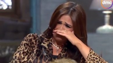 ياسمين عبد العزيز: لماذا نؤذي بعضنا؟ الحياة لا تستحق.. أنا مات لي 5 مقربين هذا العام