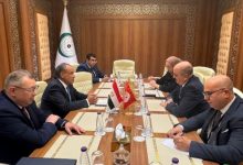 وزير الخارجية و نظيره التونسي