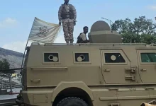 قوات العمالقة تنتشر في جبل حديد في عدن.