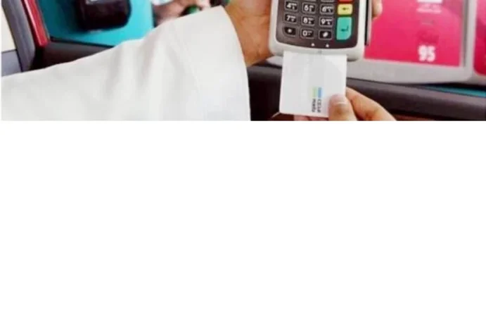 البنوك تبلّغ عملاءها بتغيير عدد من الرسوم.. 10 ريالات للبطاقة والتمويل 0.5% - أخبار السعودية