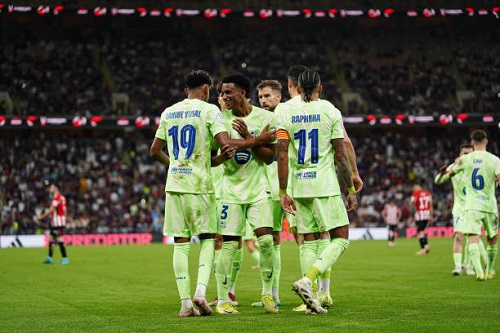 3 تغييرات في تشكيل برشلونة أمام إلتشي في الدوري الإسباني