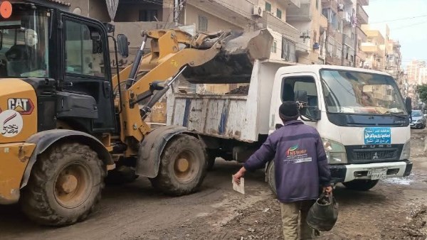 حملات مكثفة للنظافة ورفع المخلفات والقمامة بمركز ومدينة كفر الشيخ حملات مكثفة للنظافة ورفع المخلفات والقمامة بمركز ومدينة كفر الشيخ