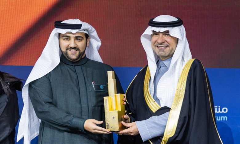 "الجادة الأولى للتطوير العقاري" تحصد جائزة التميز العقاري عن مشروعها "جادة الأعمال - القيروان"