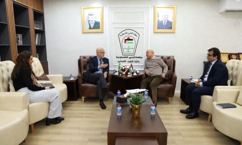 أبو هولي يطالب بعقد اجتماع طارئ للجنة الاستشارية للوقوف على تداعيات الازمة المالية للأونروا