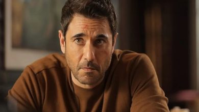 أحمد عز يكشف لأول مرة تفاصيل مؤثرة عن رحيل شقيقته: أختي ماتت وأمي تعبت نفسيًا