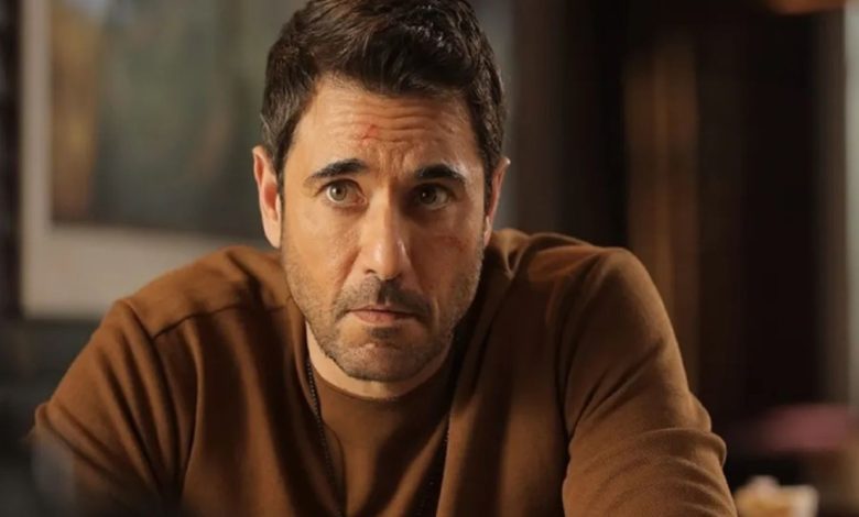 أحمد عز يكشف لأول مرة تفاصيل مؤثرة عن رحيل شقيقته: أختي ماتت وأمي تعبت نفسيًا