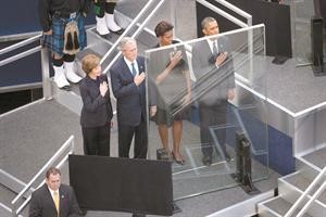 أميركا تحيي ذكرى مرور عقد على 11 سبتمبر لأول مرة بلا بن لادن