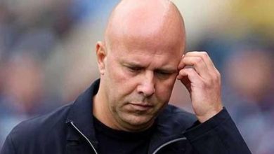 أنباء عن إقالة أرني سلوت من تدريب ليفربول