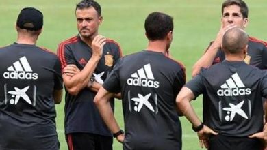 أُقيل بسبب استخدام شات جي بي تي.. اتهامات تطال مدرب إسبانيا والأخير يرد